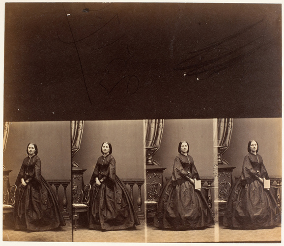 André Adolphe Eugène Disdéri - Mme. Thomson en quatre poses en pied