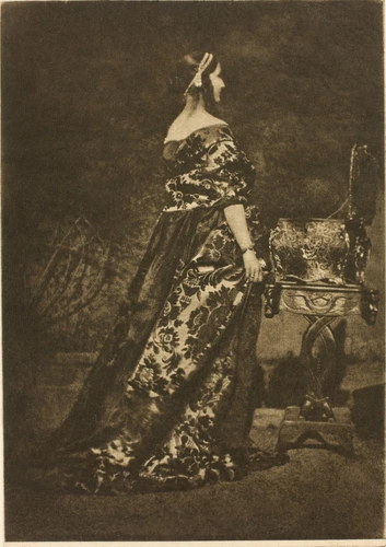 David Octavius Hill - Portrait - The Gown and the Casket
