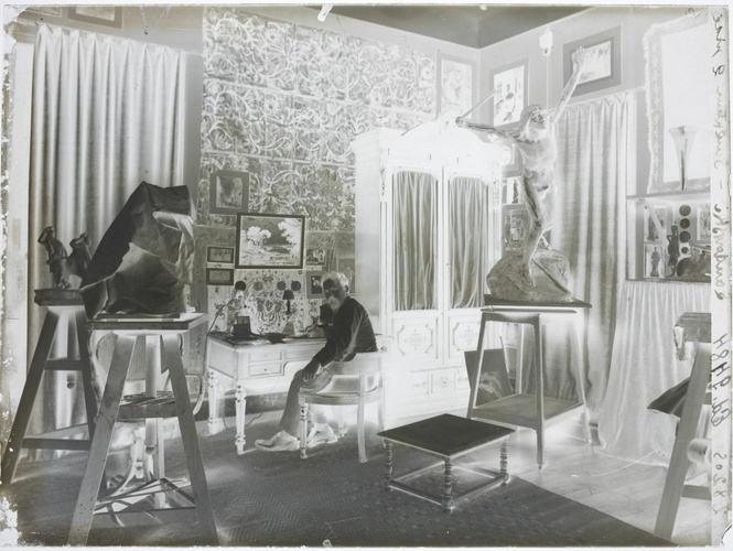Henri Manuel - Paul Landowsky dans son atelier, vers 1900
