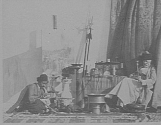 Henry Sauvaire - Portrait de Camille Rogier et un homme assis dans l'atelier