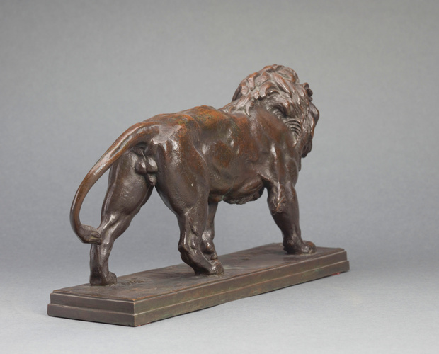 Antoine-Louis Barye - Lion marchant