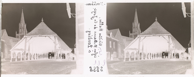 E. Serve-Louvat - Vieilles halles, église Notre-Dame de la Joye à Pontivy