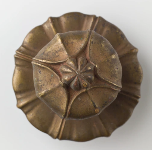 Bouton rond en forme de bouton de fleur - Paul Follot
