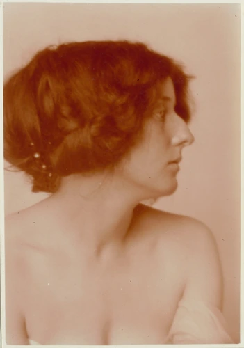 Portrait en buste d'une jeune femme aux épaules nues - Charles Augustin Lhermitte