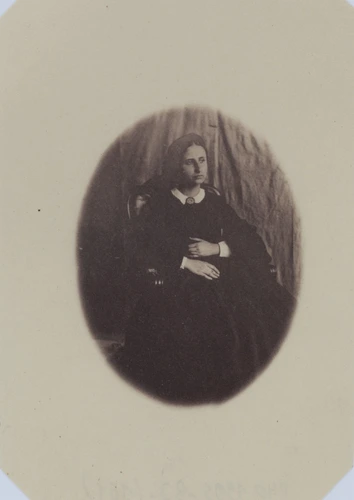 Henry Sauvaire - Portrait de jeune femme assise