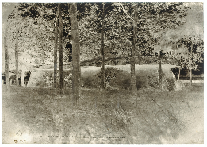 Gustave Le Gray - Bagneux (Maine-et-Loire) - Dolmen dit "grande allée couverte"