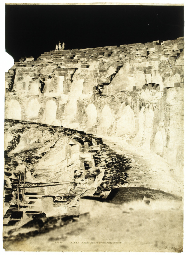 Édouard Baldus - Nîmes (Gard) - Amphithéatre, vue intérieure