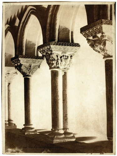 Gustave Le Gray - Moissac (Tarn-et-Garonne) - Détail d'une travée du cloître, ég...