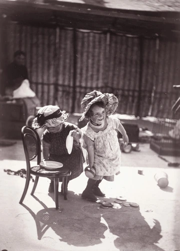 Gabriel Loppé - Les Amusements sur la terrasse, Embrun, avril 1891