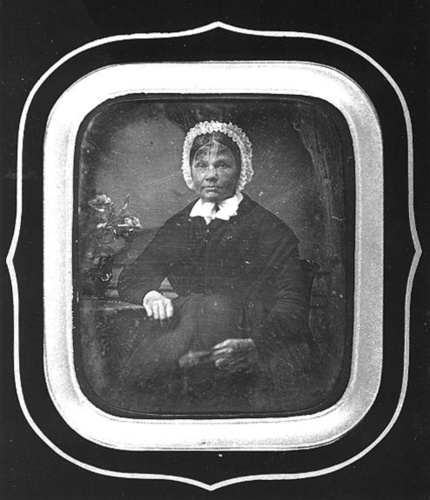 Guiraud - Femme coiffée d'un bonnet