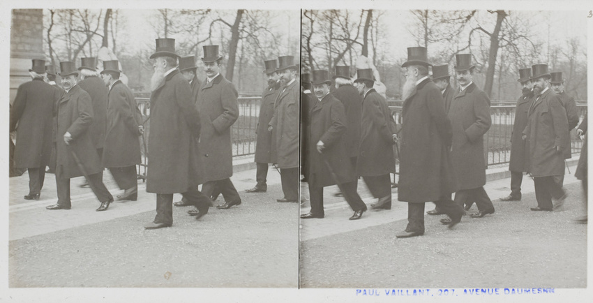 Anonyme - Paris, manifestation officielle