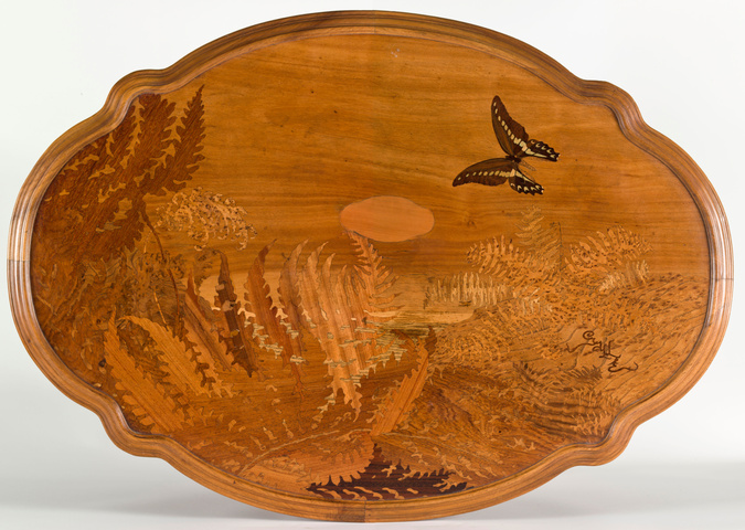 Emile Gallé - Table à thé à double plateau ovale, modèle "Fougères"
