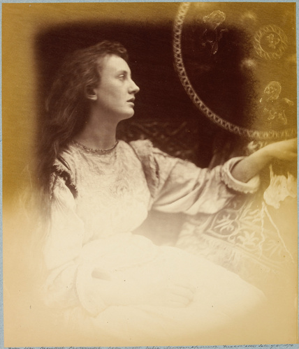 Julia Margaret Cameron - Elaine, "the Lily maid of Astolat"