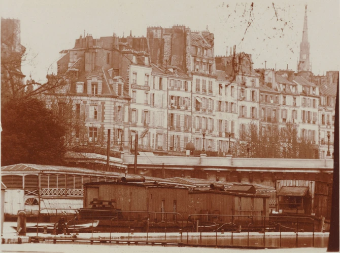 Paris - Vue du Pont-Neuf et de l'écluse de la Monnaie, à l'arrière-plan la flèche de la Sainte Chapelle - Charles Augustin Lhermitte