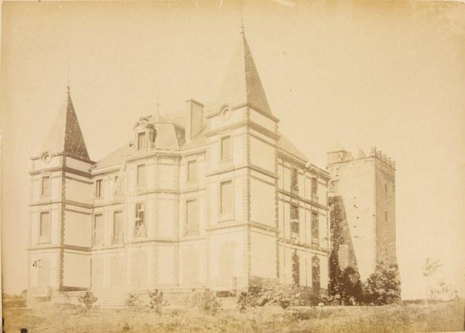Anonyme - Madron : façade vue avec la tour