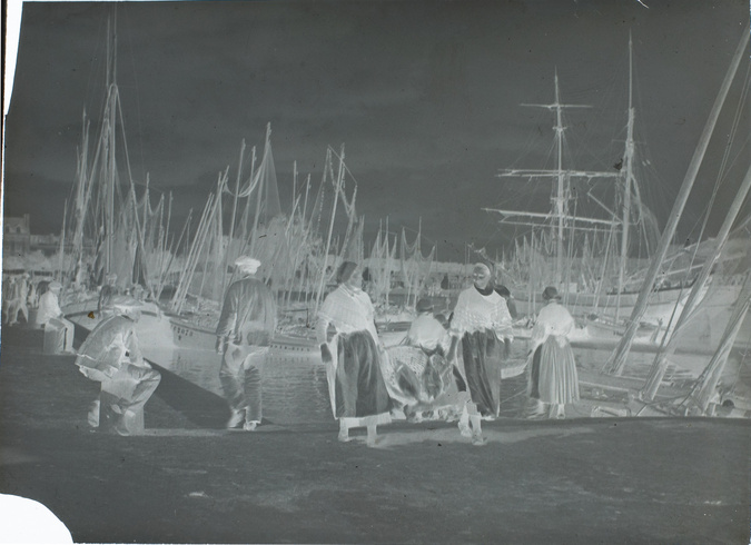 Henri Lemoine - La Remontée de la pêche par les femmes, Concarneau