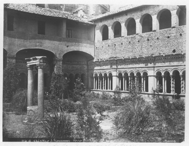 Roma - Chiostro S. Giovanni, Pozzo
