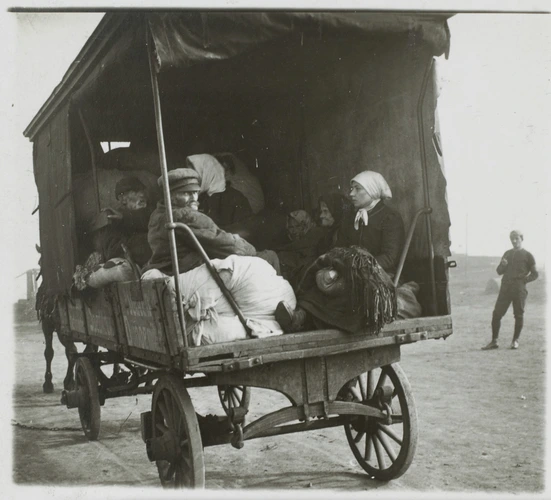 André de Boudinhon - Prisonniers dans une voiture à cheval, camp de Holzminden