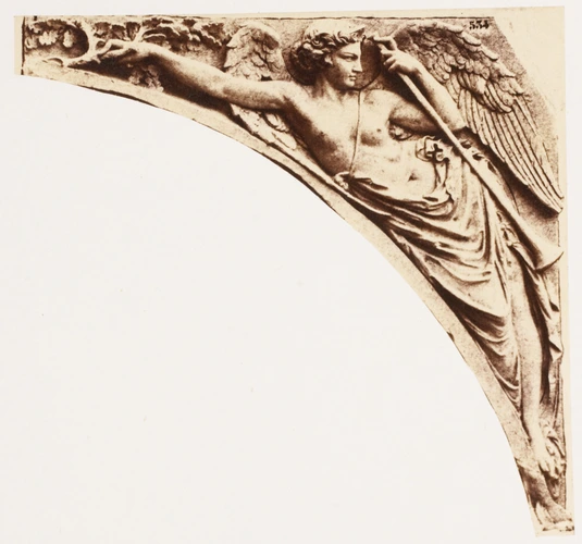 Edouard Baldus - "La Renommée", sculpture d'Auguste Poitevin, décor du palais du...