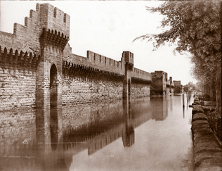 Edouard Baldus - Inondations du Rhône en 1856, les remparts d'Avignon