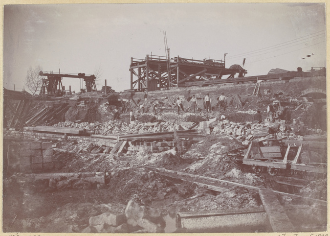 Anonyme - Chantier de la gare du Quai d'Orsay, reprise des travaux