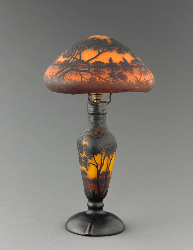 Lampe de table à décor de paysage aquatique - Daum