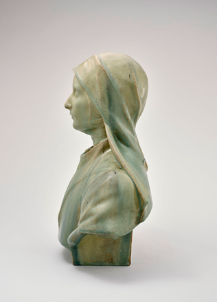 Adrien Dalpayrat - Buste de jeune femme en costume de religieuse