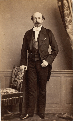 Anonyme - Le Duc de Morny en habit, en pied