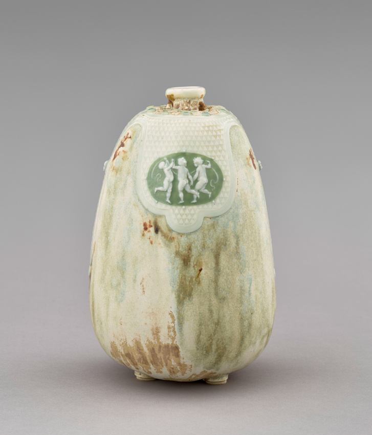 Taxile Maximin Doat - Vase coloquinthe à décor de médaillons