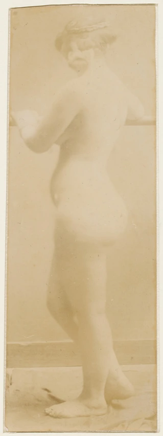 François-Rupert Carabin - Femme nue debout de profil, bras sur une barre