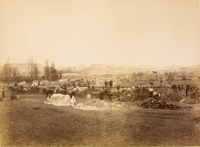 Pierre Lanith Petit - Travaux de terrassement. Ouvriers et chevaux tirant des ch...