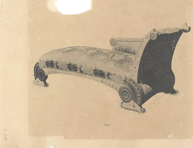 Anonyme - Page de catalogue commercial représentant des pièces de mobilier et de...