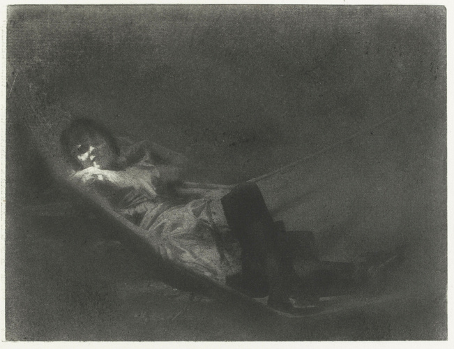 Charles Augustin Lhermitte - Femme jambes croisées, couchée dans un hamac
