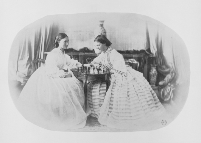 Mary Jane Matheson - Adelaïde et Elizabeth Denys jouant aux échecs (Lews Castle,...