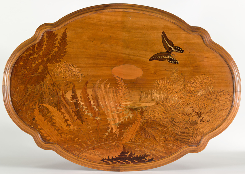 Emile Gallé - Table à thé à double plateau ovale, modèle "Fougères"