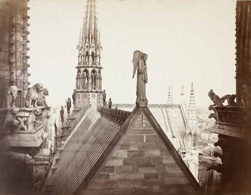 Charles Marville - Restauration de Notre-Dame : les combles pris de la galerie d...