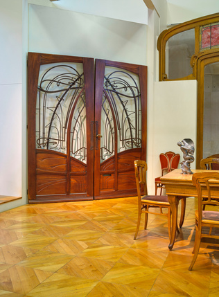 Victor Horta - Table
