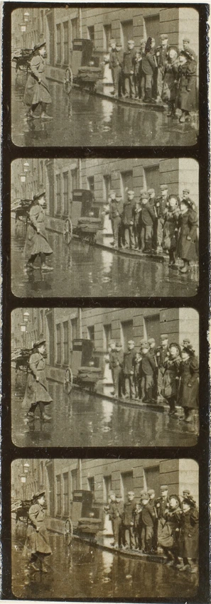 Auguste Lumière - Plaque 20, film 249, Londres, danseuse des rues