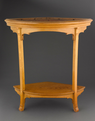 Victor Horta - Table