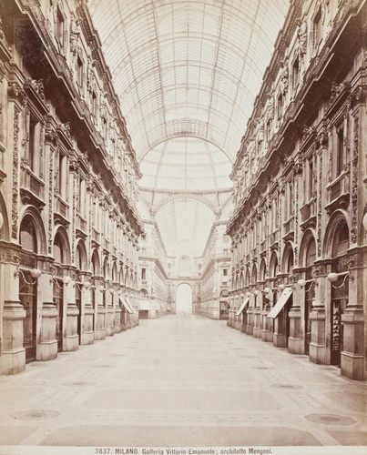 Milano - Galleria Vittorio Emanuele - Alinari
