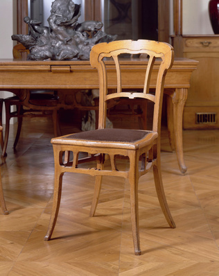 Victor Horta - Table
