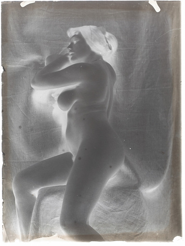 François-Rupert Carabin - Femme nue assise