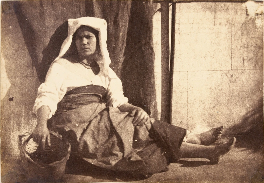 Giacomo Caneva - Femme italienne assise au sol