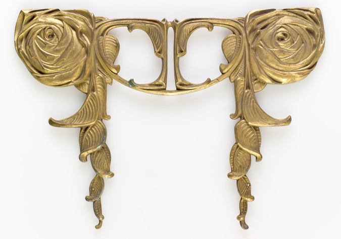 Paul Follot - Applique à motif de roses et feuillage pour poignée (?)