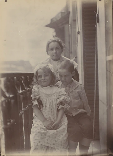 Gabriel Loppé - Deux fillettes et un garcon sur un balcon