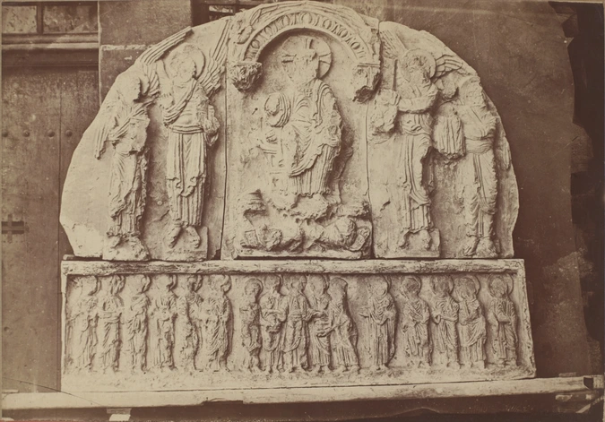 Bas-relief dans la cathédrale de Valence - Séraphin Médéric Mieusement