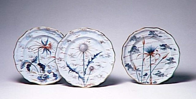 Emile Gallé - Assiette, service "Floral" : ancolie