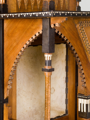 Carlo Bugatti - Cabinet