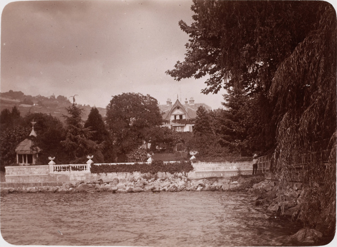Anonyme - Vevey, la Villa Claire vue du lac
