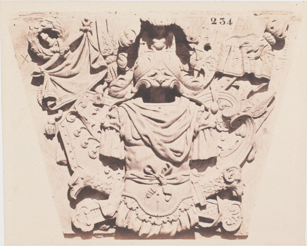 Édouard Baldus - Clé d'arcades, de Jules Lafrance, décor du palais du Louvre, Pa...